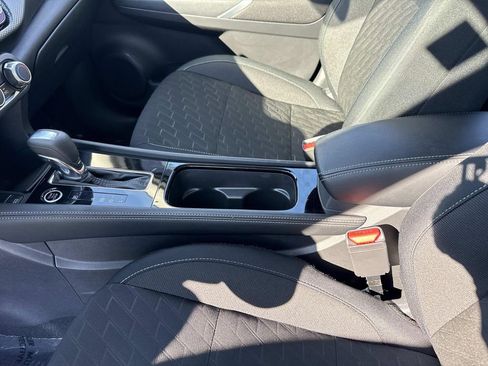 Used 2024 Nissan Kicks SV FWD image 16