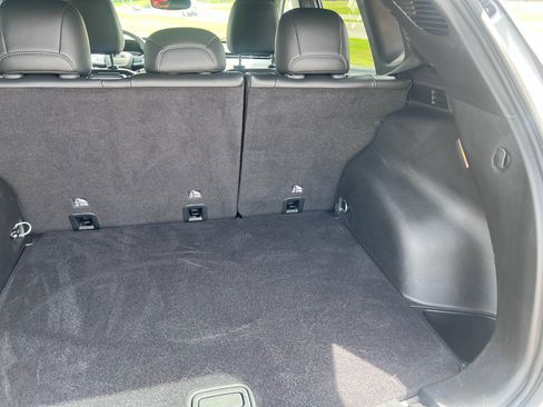 Used 2025 Jeep Compass Limited image 10