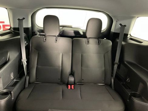 Used 2022 Ford Explorer XLT image 15