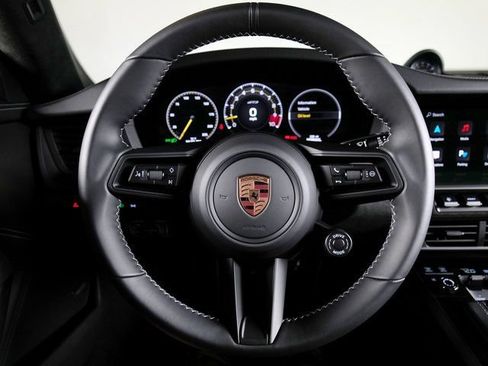Certified 2025 Porsche 911 GT3 RWD image 21