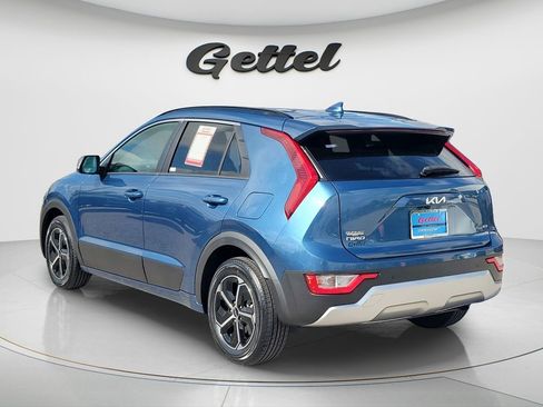 Used 2024 Kia Niro EX FWD image 7