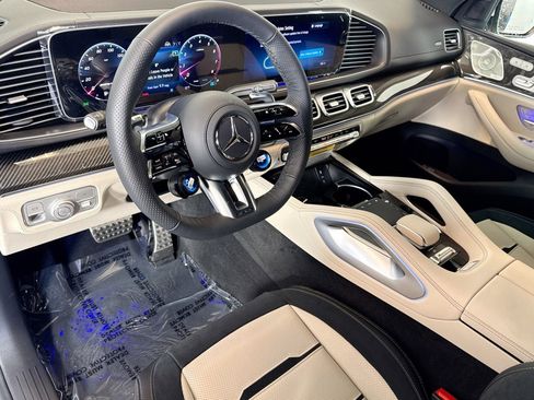 New 2026 Mercedes-Benz GLE 53 AMG 4MATIC Coupe image 9