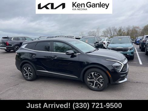 Certified 2025 Kia Sportage EX FWD image 4