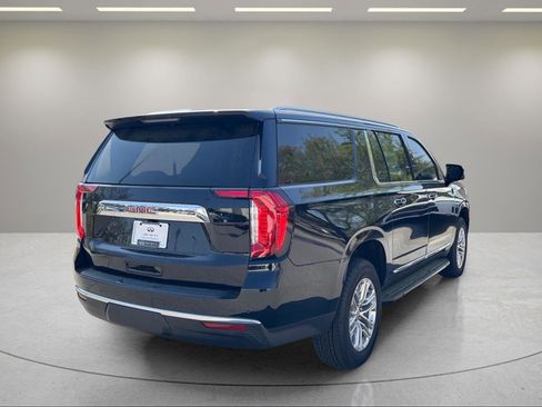 Used 2024 GMC Yukon XL SLT w/ SLT Luxury Package AWD/4WD image 5
