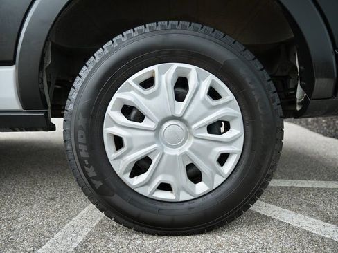 Used 2023 Ford Transit 350 XLT RWD image 22