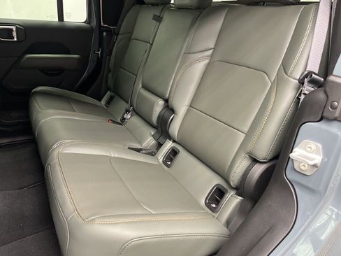 New 2026 Jeep Gladiator Mojave image 5