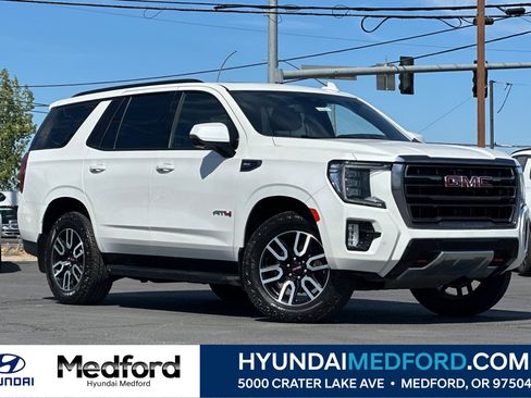 Used 2024 GMC Yukon AT4 w/ Technology Package AWD/4WD image 1