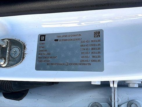 Used 2019 GMC Sierra 1500 SLE w/ SLE Value Package image 32