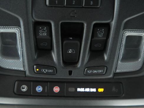 Used 2022 GMC Sierra 1500 AT4 w/ AT4 Premium Package image 40