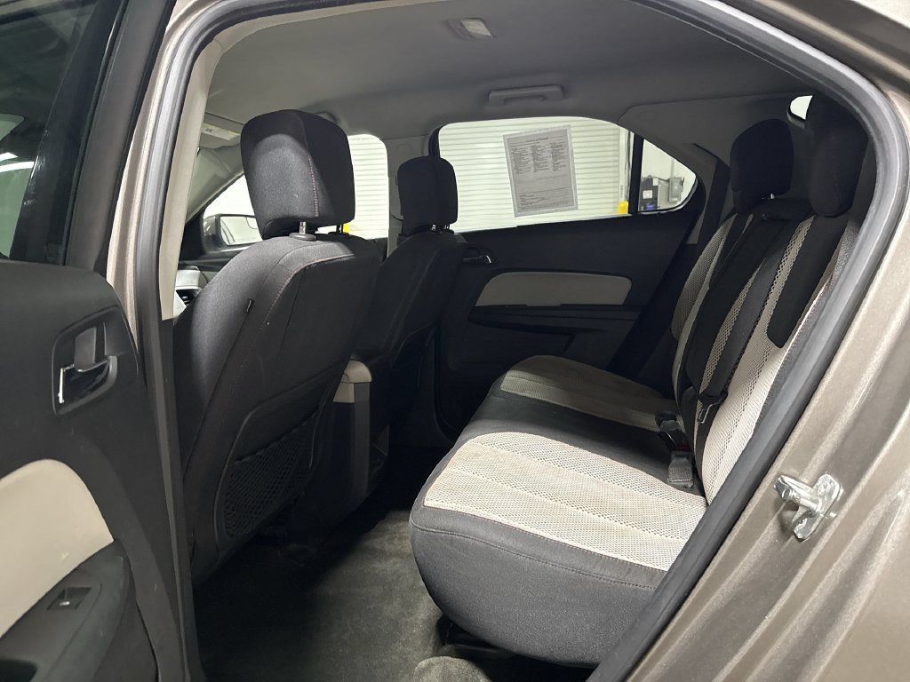 Used 2012 Chevrolet Equinox LT AWD/4WD image 22