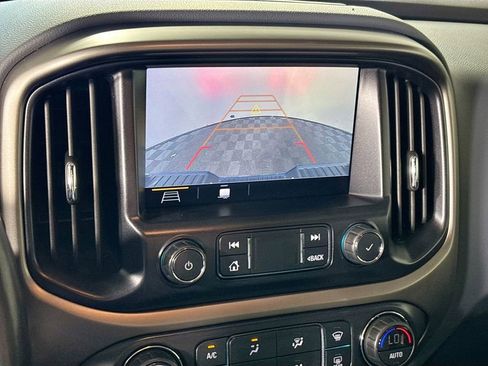 Used 2021 Chevrolet Colorado Z71 image 16