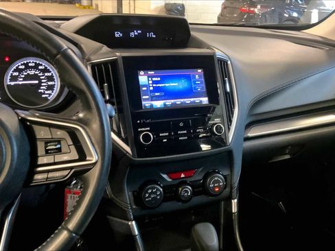 Used 2019 Subaru Forester Premium w/ All-Weather Package image 7