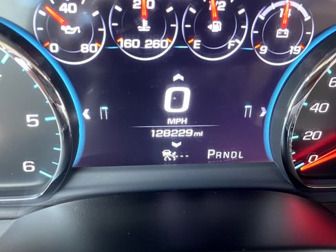 Used 2017 GMC Yukon Denali AWD/4WD image 14