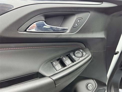 Certified 2021 Chevrolet TrailBlazer RS w/ Sun and Liftgate Package image 25