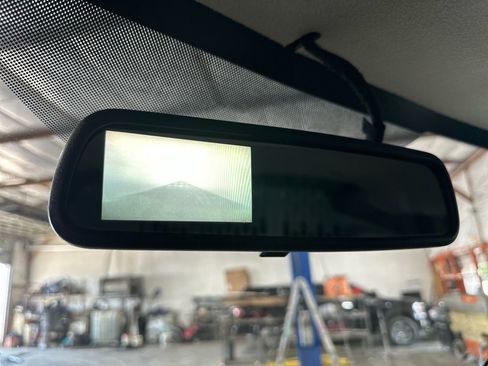 Used 2017 Chevrolet Express 2500 image 19