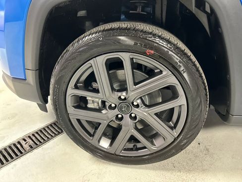 New 2026 Jeep Compass Limited image 9