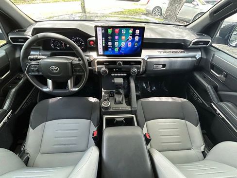 Used 2024 Toyota Tacoma TRD Off-Road AWD/4WD image 10