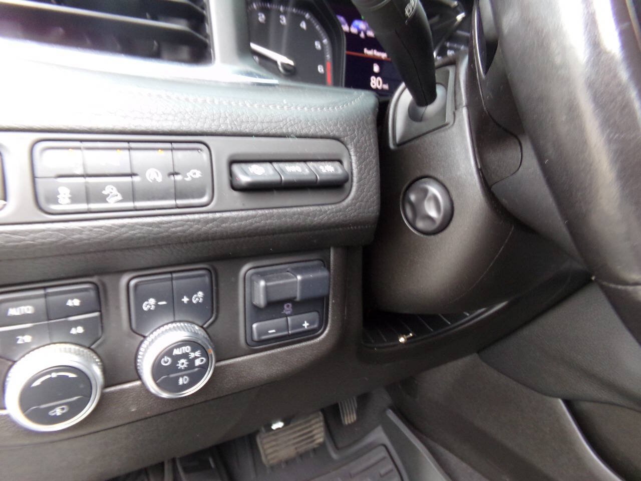 Used 2021 GMC Yukon Denali w/ Denali Ultimate Package AWD/4WD image 33