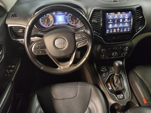 Used 2019 Jeep Cherokee Limited image 22