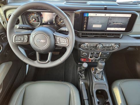 New 2026 Jeep Gladiator Mojave image 30