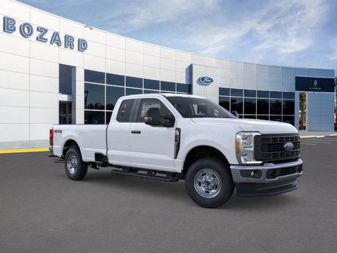 New 2026 Ford F250 XL w/ XL Chrome Package image 7