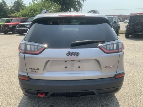 Used 2022 Jeep Cherokee Trailhawk AWD/4WD image 9