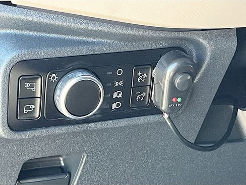 Used 2023 Ford Bronco Wildtrak AWD/4WD image 10