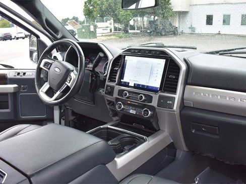 Used 2022 Ford F250 Lariat w/ Lariat Ultimate Package image 32