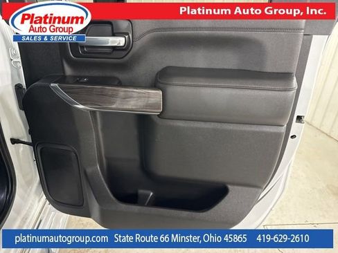 Used 2021 Chevrolet Silverado 2500 LTZ w/ LTZ Convenience Package image 36