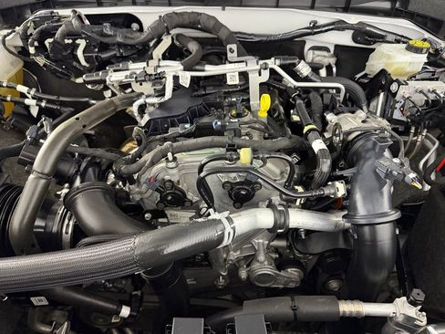 Used 2025 Ford Bronco Big Bend image 34