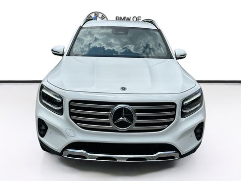 Used 2024 Mercedes-Benz GLB 250 image 2