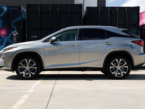 Used 2017 Lexus RX 350 FWD image 4