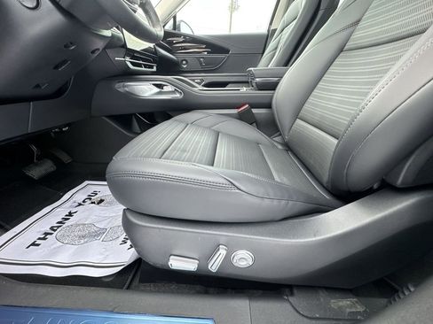 New 2026 Lincoln Nautilus Reserve w/ Jet Appearance Package image 12