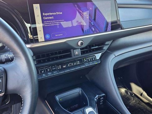 Certified 2025 Toyota Crown Nightshade image 14