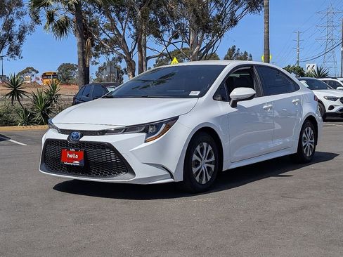 Used 2022 Toyota Corolla LE image 6
