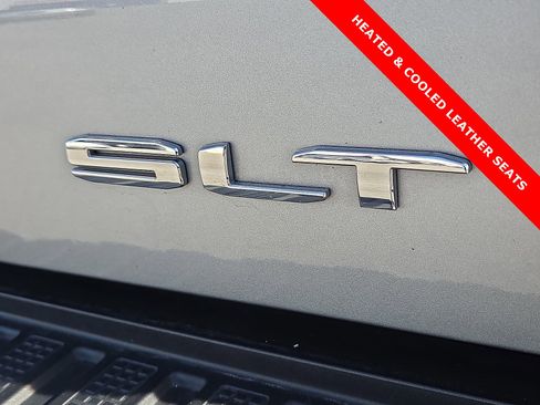 Used 2023 GMC Sierra 1500 SLT w/ SLT Premium Package image 8