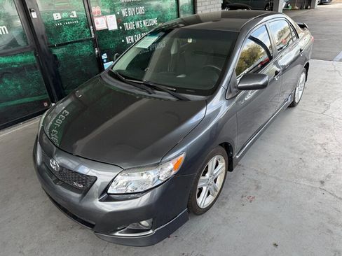 Used 2009 Toyota Corolla XRS FWD image 2