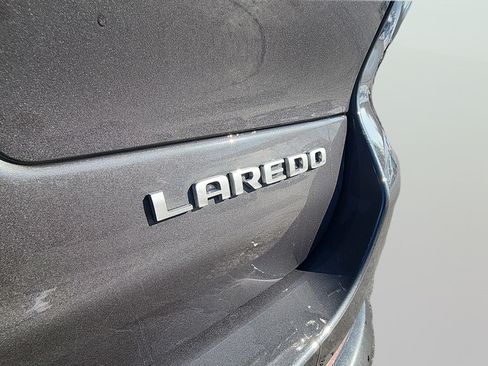 Used 2025 Jeep Grand Cherokee L Laredo AWD/4WD image 24