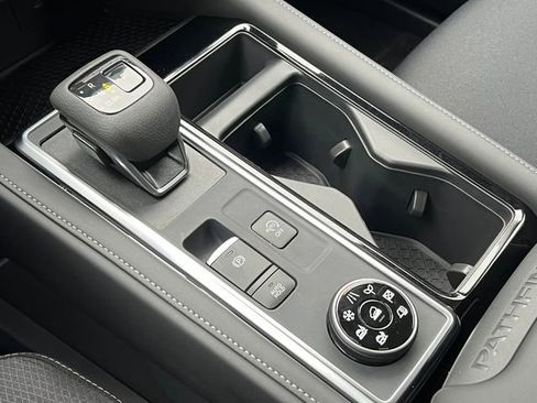 New 2026 Nissan Pathfinder SV image 27