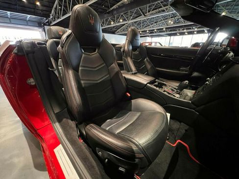 Used 2016 Maserati GranTurismo MC image 24