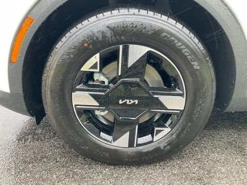 New 2026 Kia Sportage LX w/ LX Convenience Package image 16