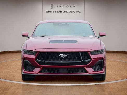 Used 2025 Ford Mustang GT Premium RWD image 2