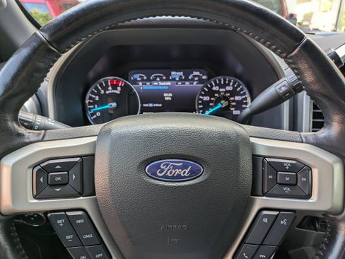 Certified 2022 Ford F250 Lariat AWD/4WD image 26