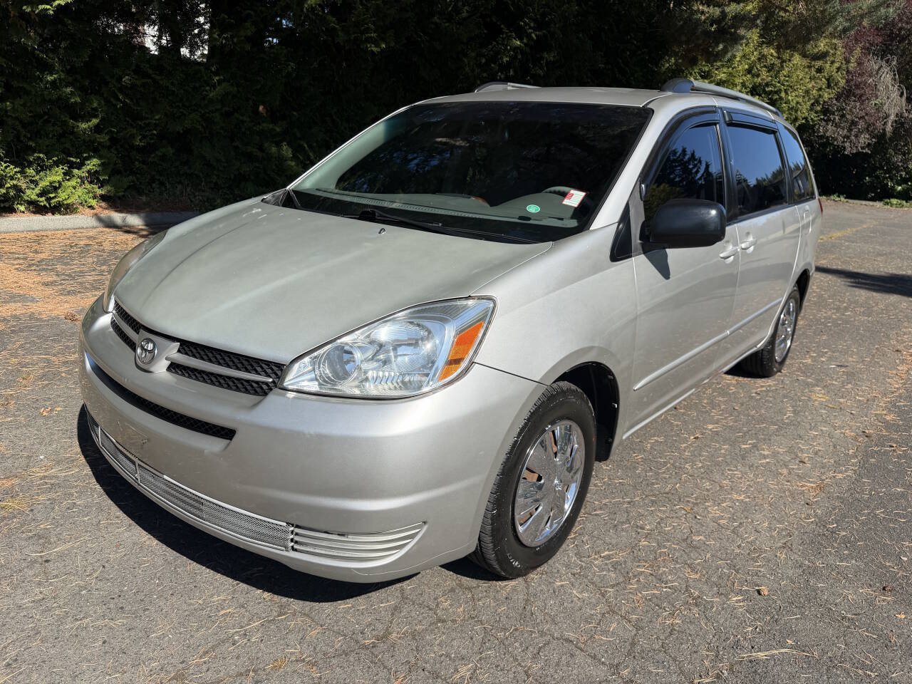 Used 2005 Toyota Sienna CE FWD image 1