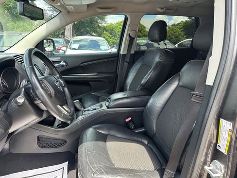 Used 2015 Dodge Journey Crossroad w/ Flexible Seating Group FWD image 10
