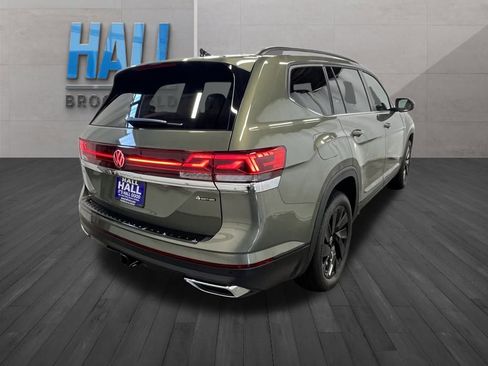New 2026 Volkswagen Atlas SE image 5