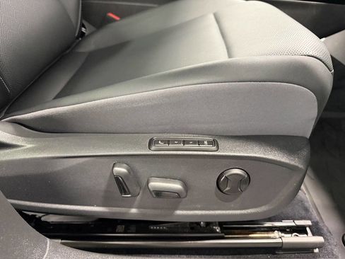 Used 2023 Volkswagen ID.4 Pro S image 20