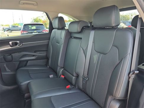 Certified 2021 Kia Sorento S image 20