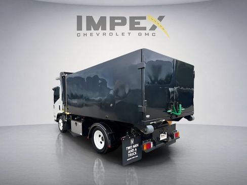 Used 2024 Chevrolet Low Cab Forward RWD image 3