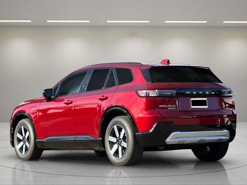 New 2026 Honda Prologue Touring image 3